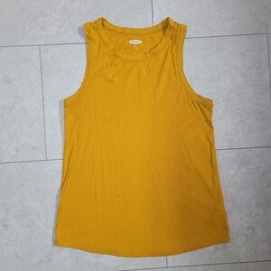 Old Navy Slim Fit Razor Back Tank Top High Neck Modest Yellow Stretchy Size M